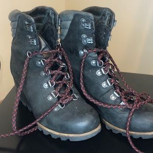 Sorel wedge boots